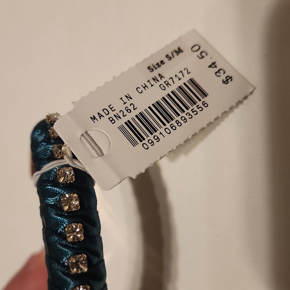 J Crew green and gold bracelet - Picture 3 of 3